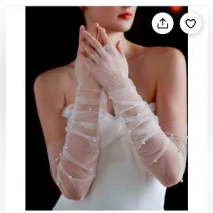 NEW Bridal Gloves with Faux Pearls